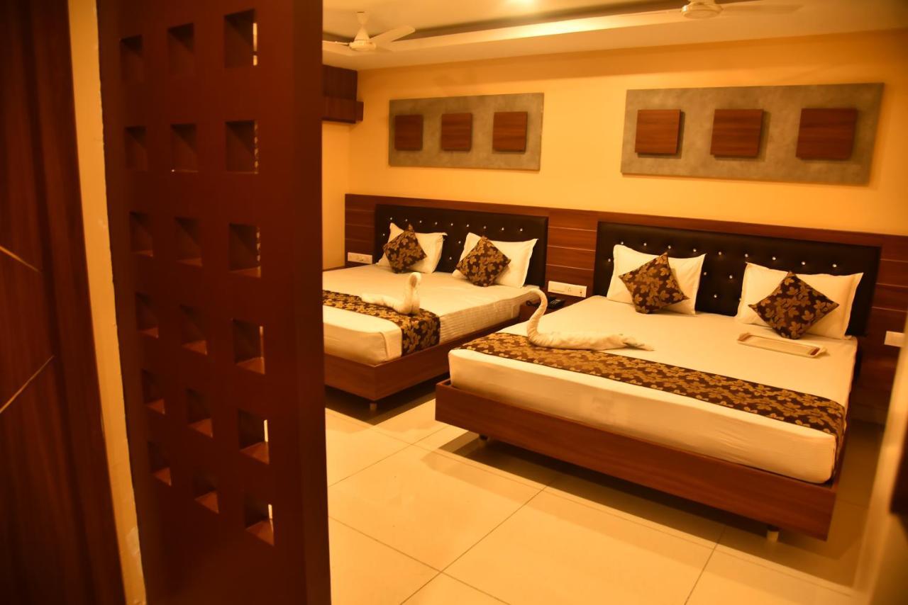 Hotel Four Seasons Velankanni Exterior foto
