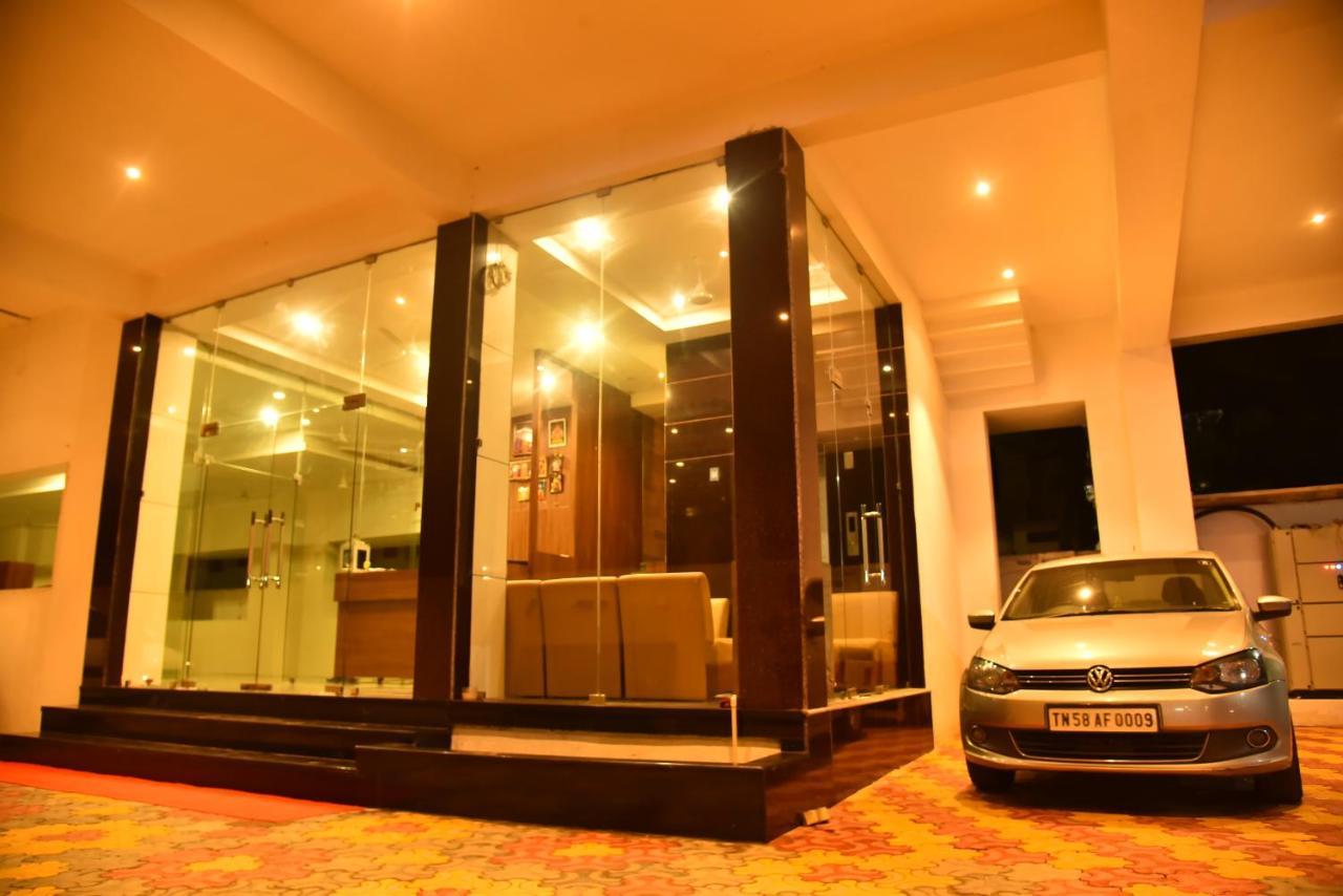 Hotel Four Seasons Velankanni Exterior foto